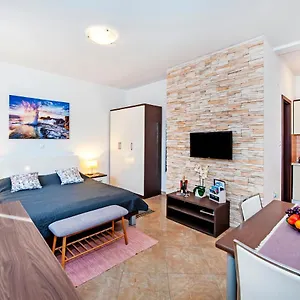 F&r Apartman